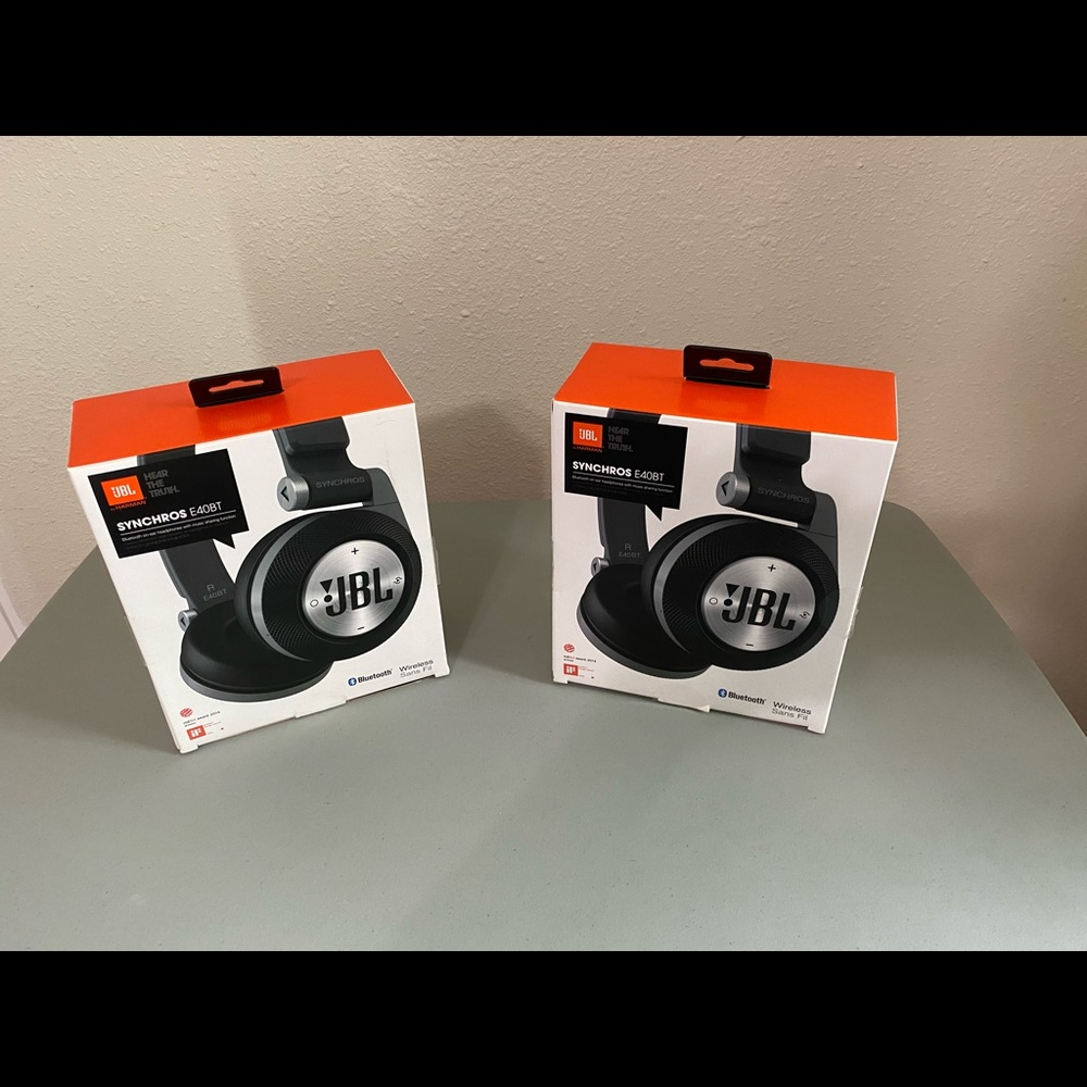 JBL by Harman E40BT Wireless Bluetooth Headphones